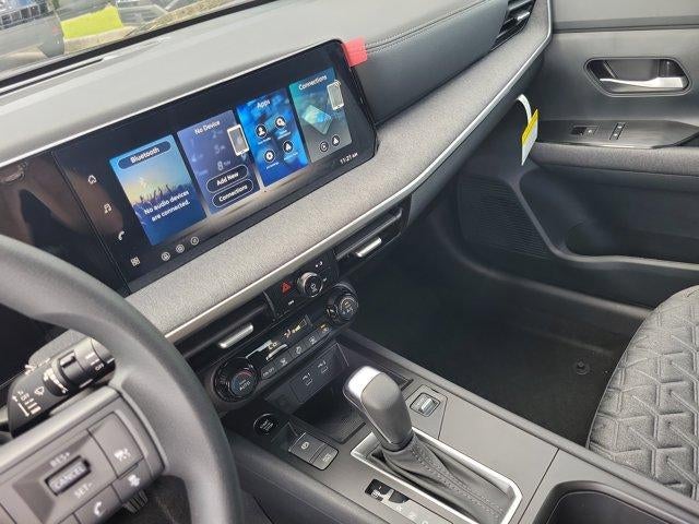 2026 Nissan Kicks SV FWD