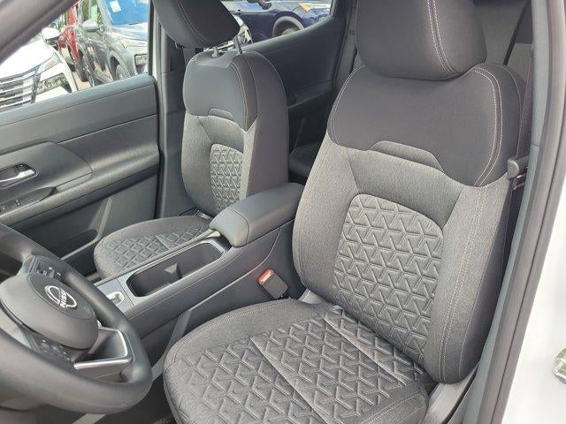 2026 Nissan Kicks SV FWD