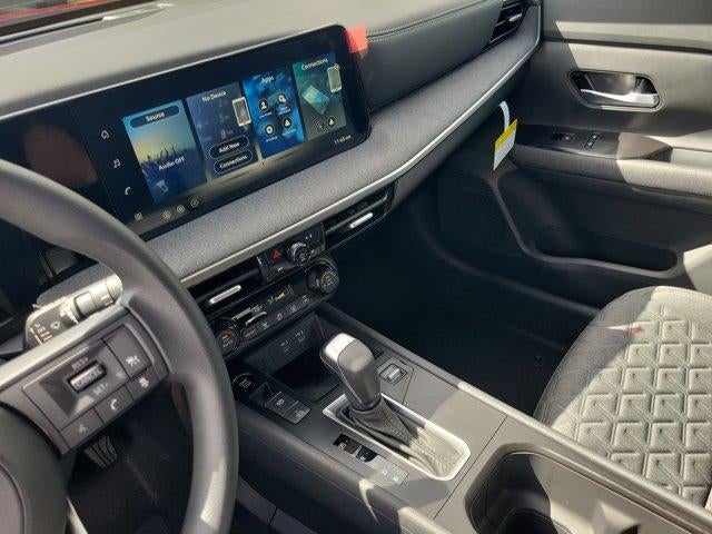 2026 Nissan Kicks SV FWD