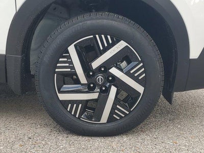 2026 Nissan Kicks SV FWD