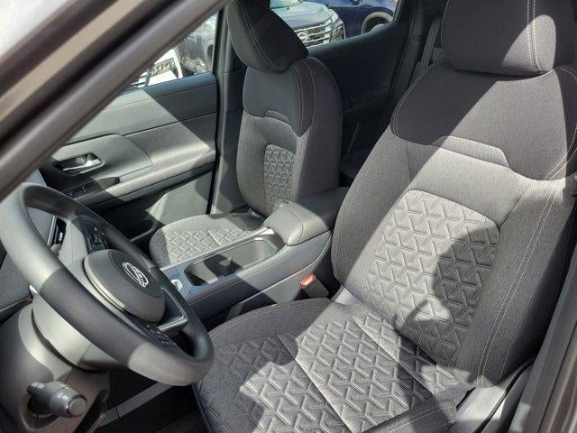 2026 Nissan Kicks SV FWD