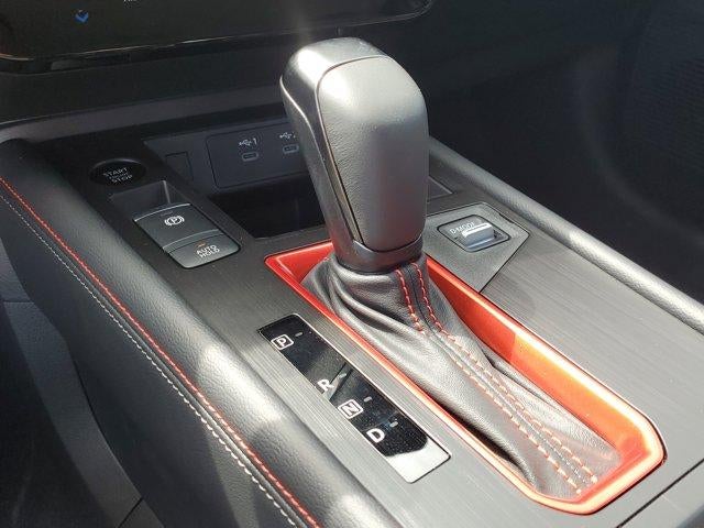 2025 Nissan Kicks SR FWD