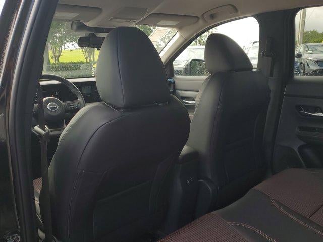 2025 Nissan Kicks SR FWD