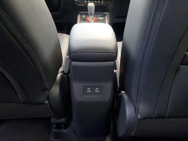 2025 Nissan Kicks SR FWD