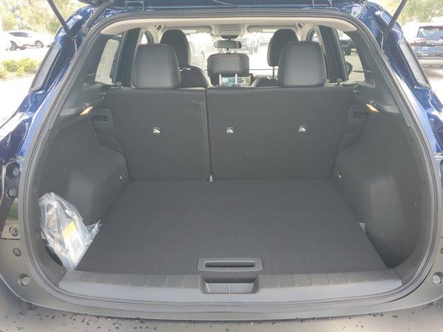 2025 Nissan Kicks SR FWD