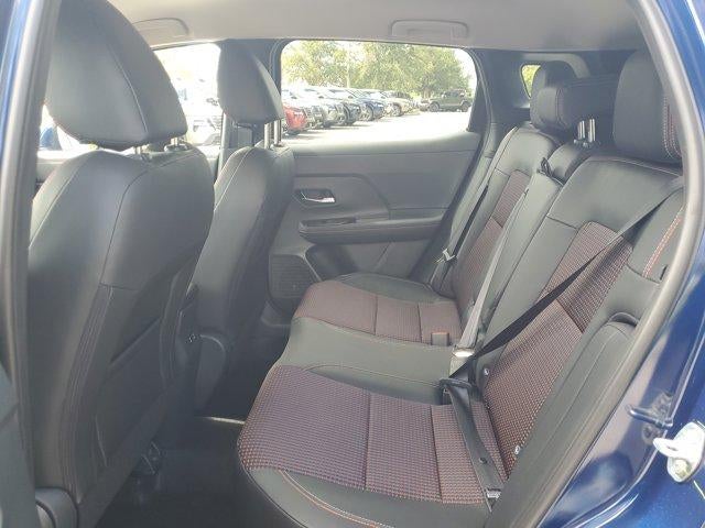 2025 Nissan Kicks SR FWD