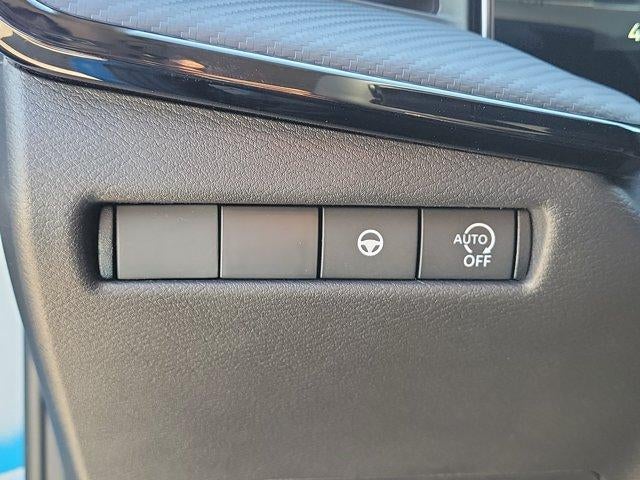 2026 Nissan Kicks SR FWD