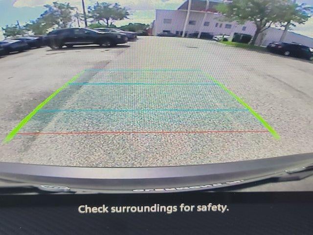 2025 Nissan Kicks SR FWD