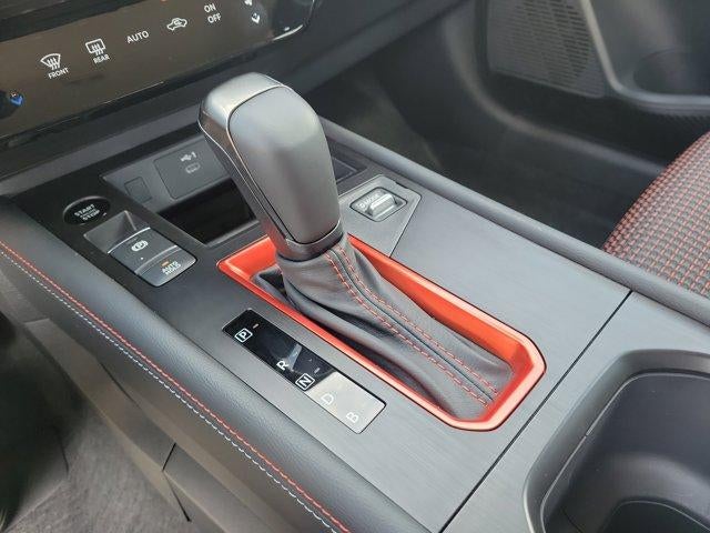 2025 Nissan Kicks SR FWD