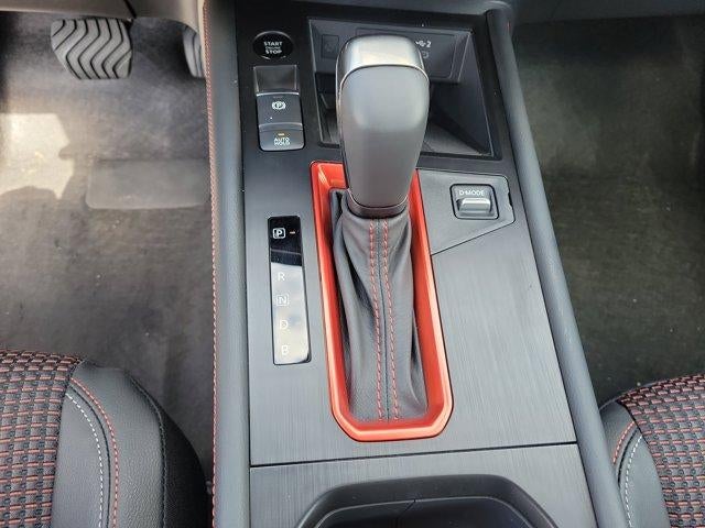 2025 Nissan Kicks SR FWD