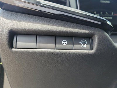 2025 Nissan Kicks SR FWD