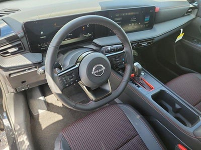 2025 Nissan Kicks SR FWD
