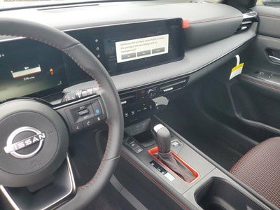 2025 Nissan Kicks SR FWD