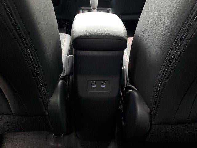 2025 Nissan Kicks SR FWD