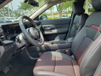 2026 Nissan Kicks SR FWD
