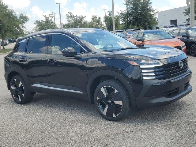 2025 Nissan Kicks SR FWD