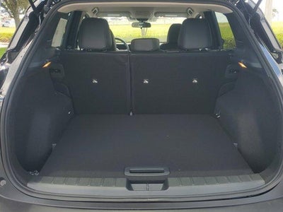 2025 Nissan Kicks SR FWD