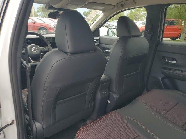 2025 Nissan Kicks SR FWD