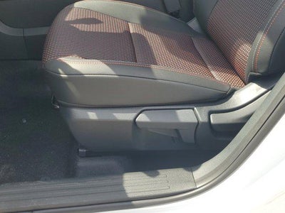 2025 Nissan Kicks SR FWD