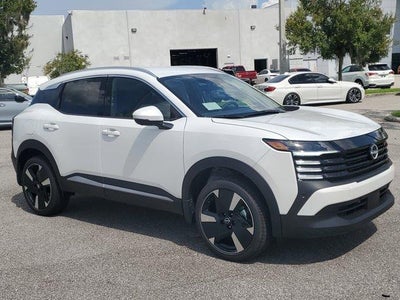 2025 Nissan Kicks SR FWD