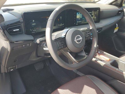 2025 Nissan Kicks SR FWD