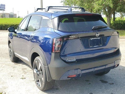 2025 Nissan Kicks SR FWD