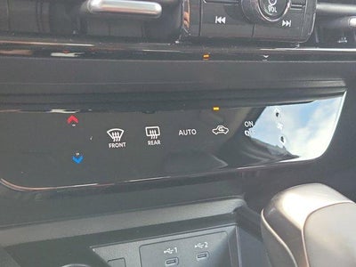 2026 Nissan Kicks SR FWD