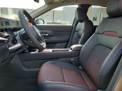 2026 Nissan Kicks SR FWD