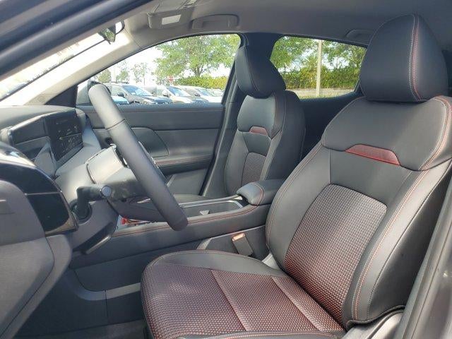 2025 Nissan Kicks SR FWD