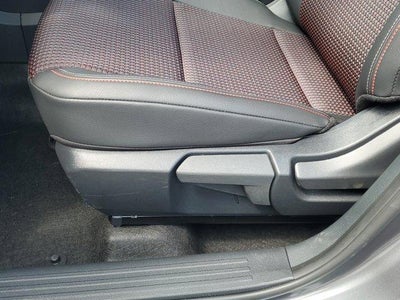 2025 Nissan Kicks SR FWD