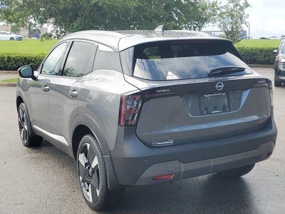 2025 Nissan Kicks SR FWD