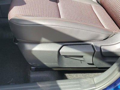 2025 Nissan Kicks SR FWD