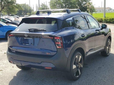 2025 Nissan Kicks SR FWD