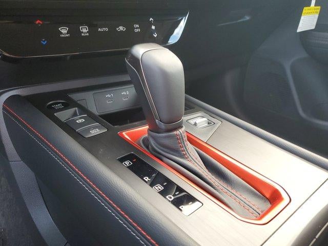 2026 Nissan Kicks SR FWD