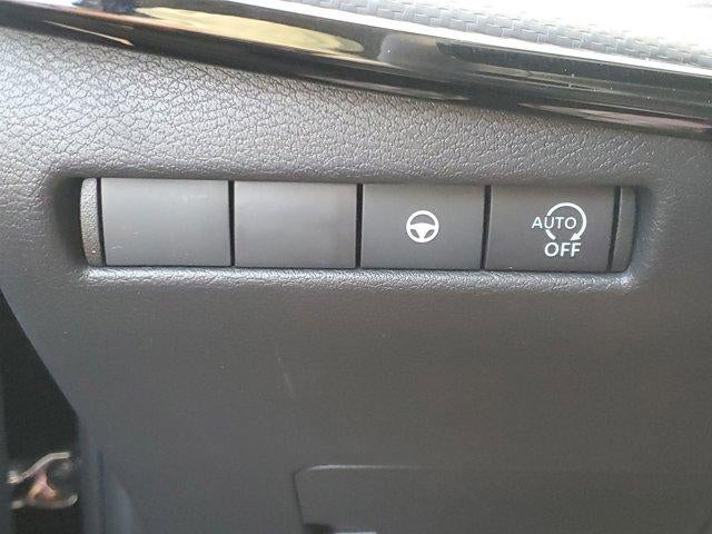 2026 Nissan Kicks SR FWD