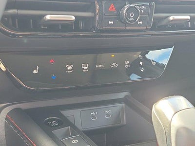 2026 Nissan Kicks SR FWD