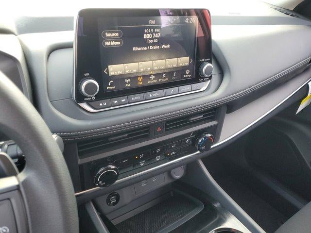 2026 Nissan Rogue FWD S *Ltd Avail*