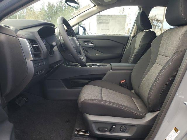 2026 Nissan Rogue FWD SV *Ltd Avail*