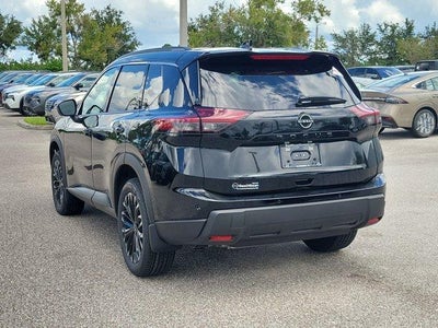 2026 Nissan Rogue 2026.5 FWD Dark Armor