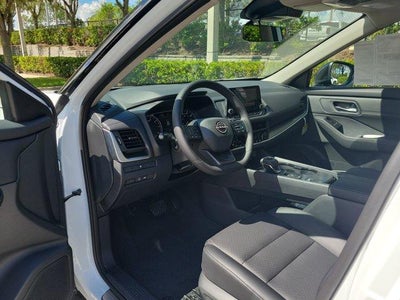 2026 Nissan Rogue 2026.5 FWD Dark Armor