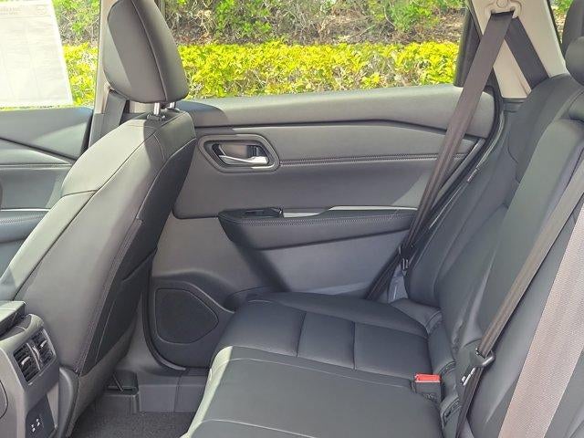 2026 Nissan Rogue 2026.5 FWD Dark Armor