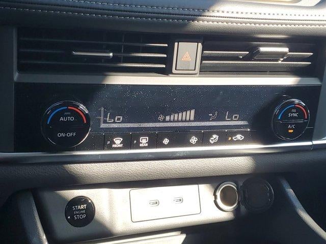 2026 Nissan Rogue FWD SV *Ltd Avail*