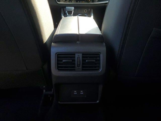 2026 Nissan Rogue FWD SV *Ltd Avail*