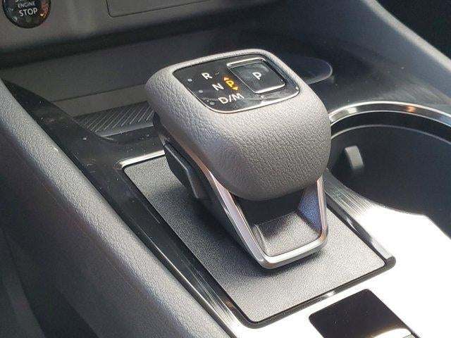 2026 Nissan Rogue FWD SV *Ltd Avail*