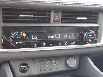 2026 Nissan Rogue FWD SV *Ltd Avail*