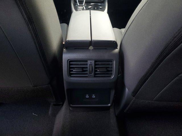 2026 Nissan Rogue FWD SV *Ltd Avail*