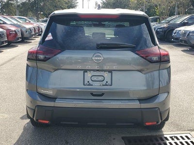 2026 Nissan Rogue FWD SV *Ltd Avail*