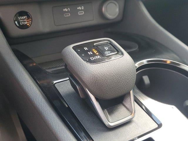 2026 Nissan Rogue FWD SV *Ltd Avail*