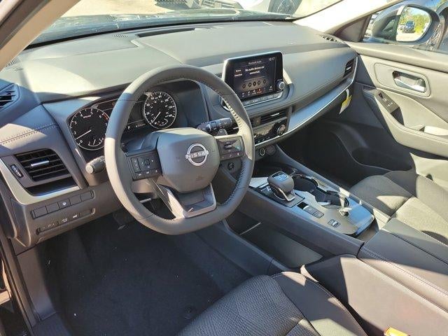 2026 Nissan Rogue FWD SV *Ltd Avail*