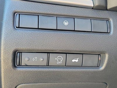 2026 Nissan Rogue FWD SV *Ltd Avail*